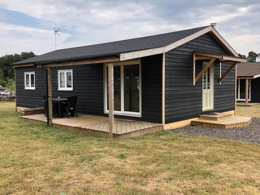 Lackford Nightjar Lodge - Adults Only מראה חיצוני תמונה