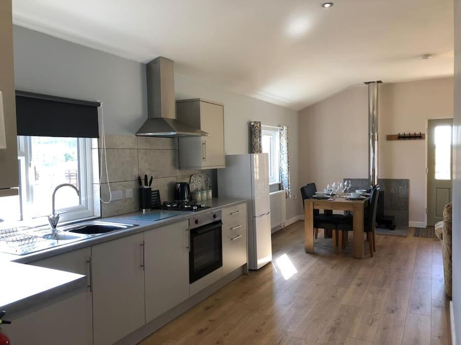 Lackford Nightjar Lodge - Adults Only מראה חיצוני תמונה